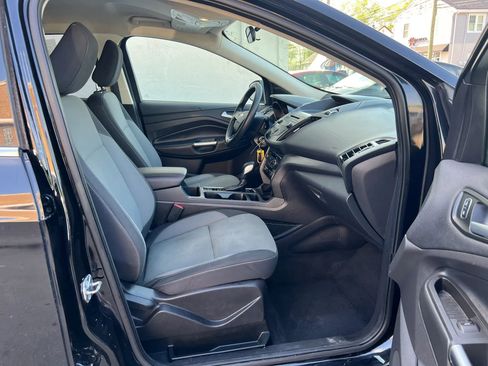 Used 2018 Ford Escape SE FWD image 31