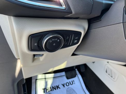 Used 2019 Lincoln Nautilus Reserve image 12