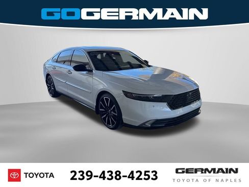 Used 2024 Honda Accord Touring image 10