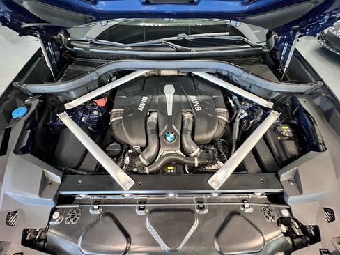 Used 2019 BMW X5 xDrive50i w/ Premium Package 2 image 41