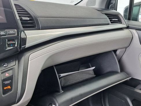 Used 2024 Honda Odyssey EX-L image 17