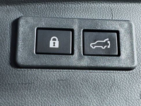 Used 2023 Subaru Outback Limited XT AWD/4WD image 32