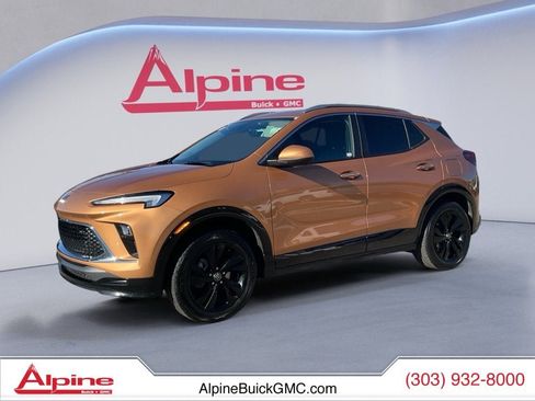 Used 2024 Buick Encore GX Sport Touring image 1