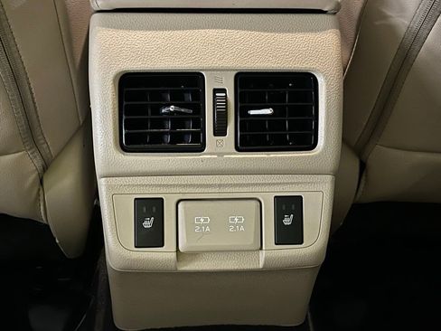 Used 2019 Subaru Outback 3.6R Limited image 22