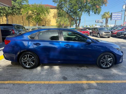 Used 2022 Kia Forte LXS FWD image 5