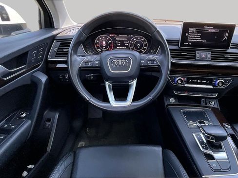 Used 2018 Audi Q5 2.0T Premium Plus w/ Premium Plus Package AWD/4WD image 6