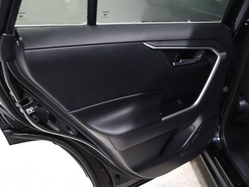 Used 2019 Toyota RAV4 XLE image 20