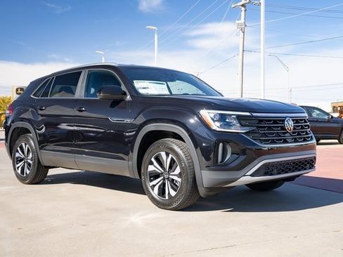 New 2026 Volkswagen Atlas Cross Sport SE image 8