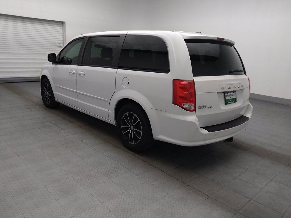 Used 2015 Dodge Grand Caravan SXT w/ Blacktop Package FWD image 3
