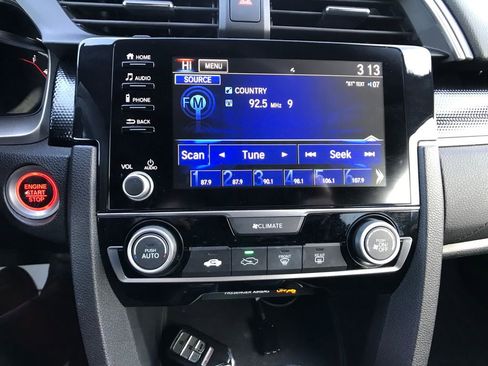 Used 2019 Honda Civic Sport image 8