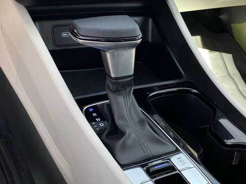 Used 2025 Hyundai Tucson SE image 21