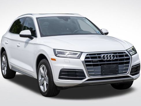 Used 2018 Audi Q5 2.0T Premium Plus w/ Premium Plus Package AWD/4WD image 11