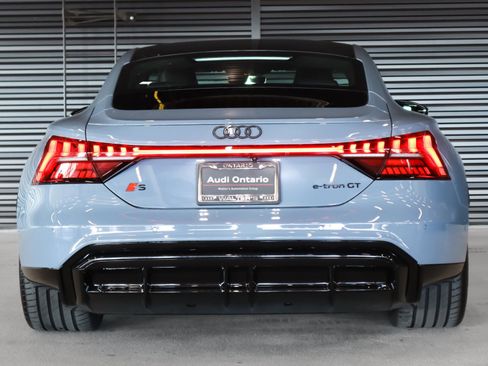 New 2026 Audi S e-tron GT Prestige image 14