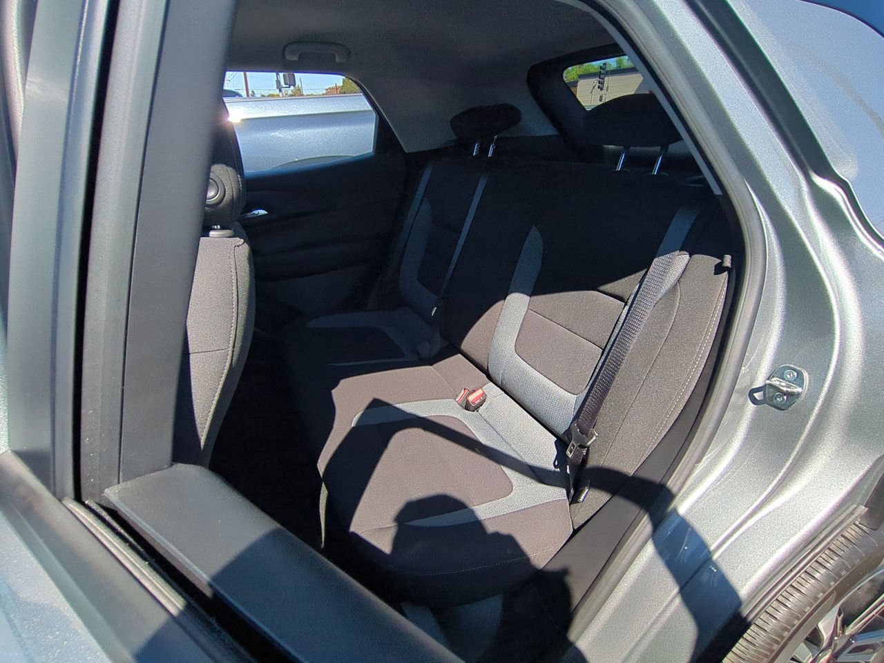 Used 2023 Chevrolet TrailBlazer LT FWD image 22