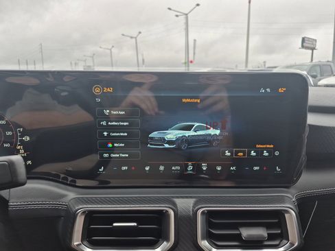 New 2026 Ford Mustang Premium image 31