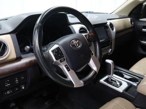 Used 2020 Toyota Tundra Limited w/ Limited Premium Package AWD/4WD image 27