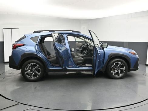 Used 2024 Subaru Crosstrek 2.0i Premium AWD/4WD image 39