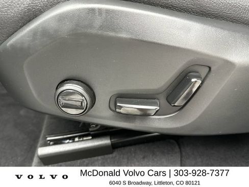 Certified 2025 Volvo XC60 B5 Plus AWD/4WD image 12