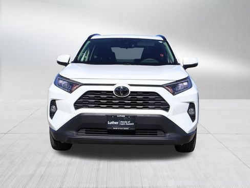 Used 2019 Toyota RAV4 XLE w/ Convenience Package image 2