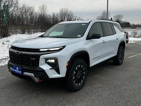 New 2026 Chevrolet Traverse Z71 w/ Driver Confidence Package image 8