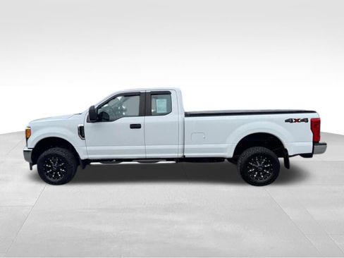 Used 2017 Ford F250 XL w/ XL Value Package image 2