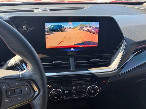 Used 2024 Chevrolet Trax RS image 18