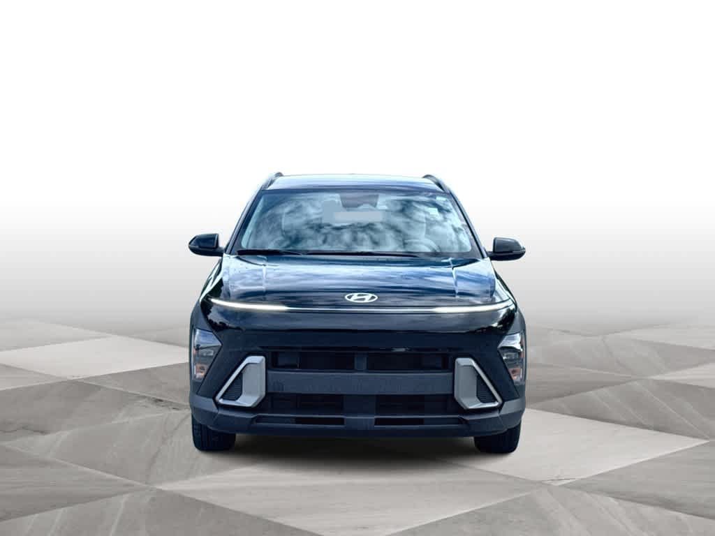 Used 2024 Hyundai Kona SEL FWD image 3