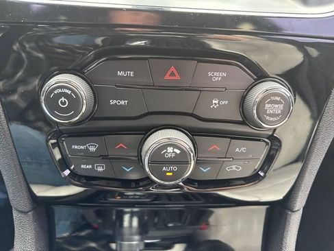 Used 2017 Chrysler 300 S RWD image 24