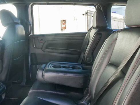 Used 2023 Honda Odyssey Sport image 14