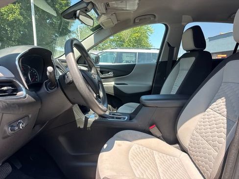 Used 2021 Chevrolet Equinox LT FWD image 13