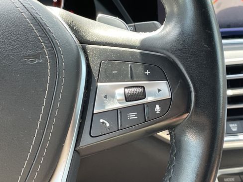 Used 2019 BMW X5 xDrive50i w/ Executive Package AWD/4WD image 18
