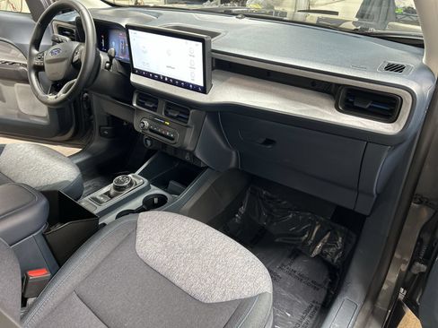 Used 2025 Ford Maverick XLT w/ Equipment Group 301A AWD/4WD image 28