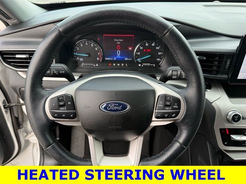 Certified 2023 Ford Explorer XLT w/ Equipment Group 202A image 17