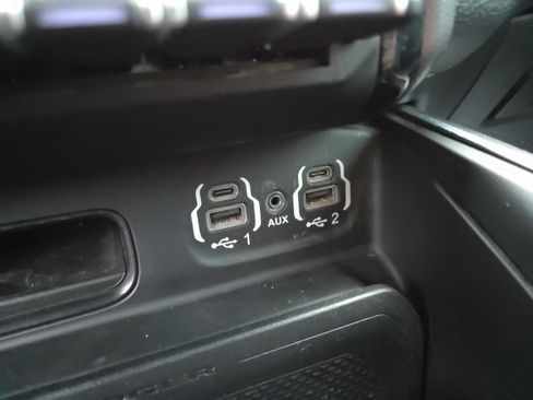 Used 2022 RAM 1500 Laramie w/ Night Edition image 67