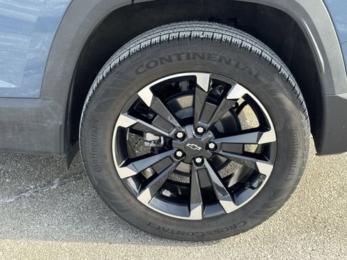 Used 2025 Chevrolet Equinox RS w/ Convenience Package III image 44