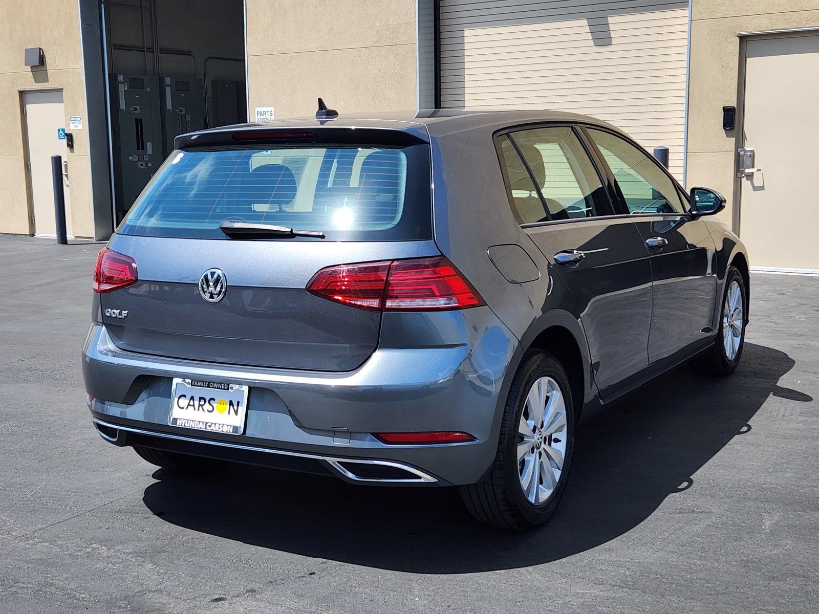 Used 2021 Volkswagen Golf 4-Door FWD image 7