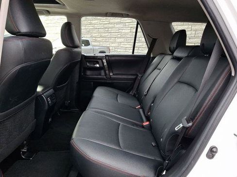 Certified 2024 Toyota 4Runner TRD Off-Road Premium w/ Off Road Premium Plus Package image 10