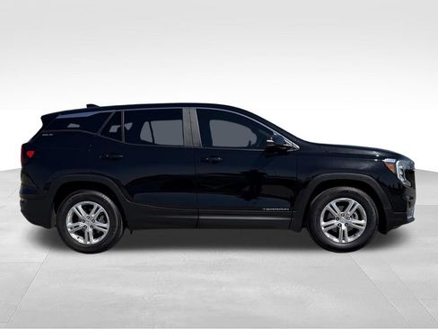 Used 2024 GMC Terrain SLE FWD image 20
