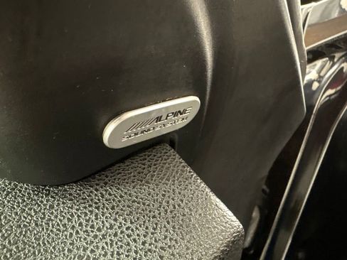 Used 2023 Chrysler 300 S w/ Comfort Group RWD image 26