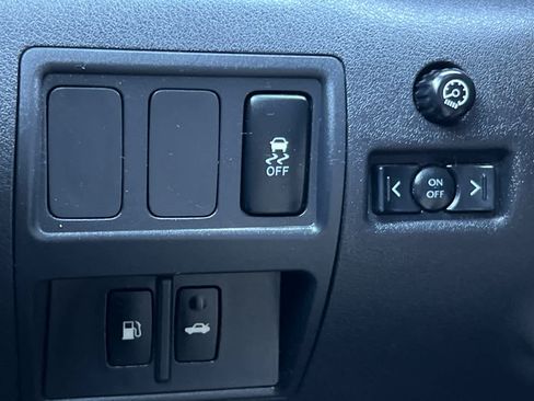 Used 2012 Lexus IS 250 w/ Premium Pkg Value Edition RWD image 28