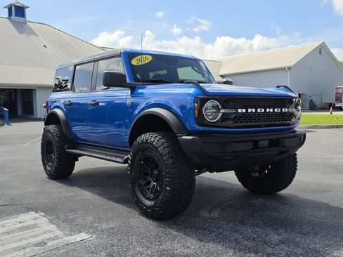 Used 2026 Ford Bronco Big Bend w/ Black Appearance Package AWD/4WD image 2