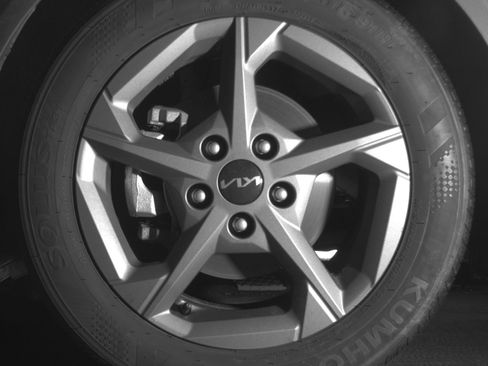 Used 2025 Kia K4 LXS image 12