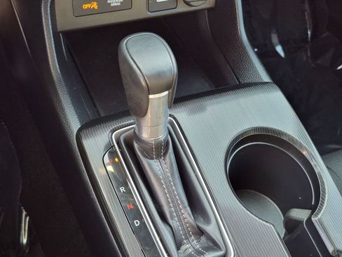 Used 2024 Honda Civic Sport image 10
