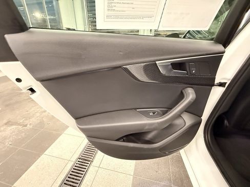 Used 2017 Audi A4 2.0T w/ Convenience Package image 35