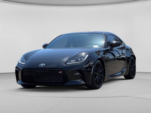 Used 2023 Toyota GR86 Premium RWD image 5
