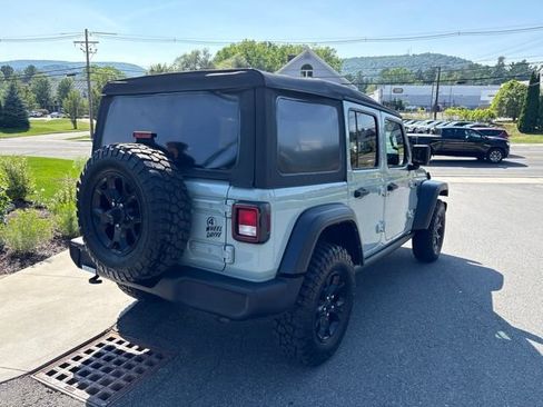 Used 2023 Jeep Wrangler Unlimited Sport AWD/4WD image 8