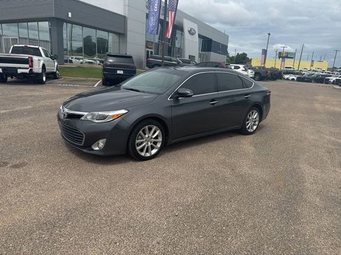 Used 2013 Toyota Avalon Limited FWD image 7