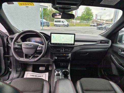Used 2024 Ford Escape ST-Line Select w/ Tech Pack #1 AWD/4WD image 29