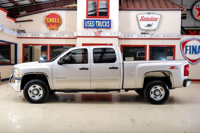 Used 2008 Chevrolet Silverado 2500 LT w/ 2LT Convenience Package AWD/4WD image 12