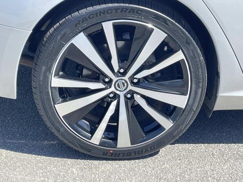 Used 2022 Nissan Altima 2.5 SR FWD image 7